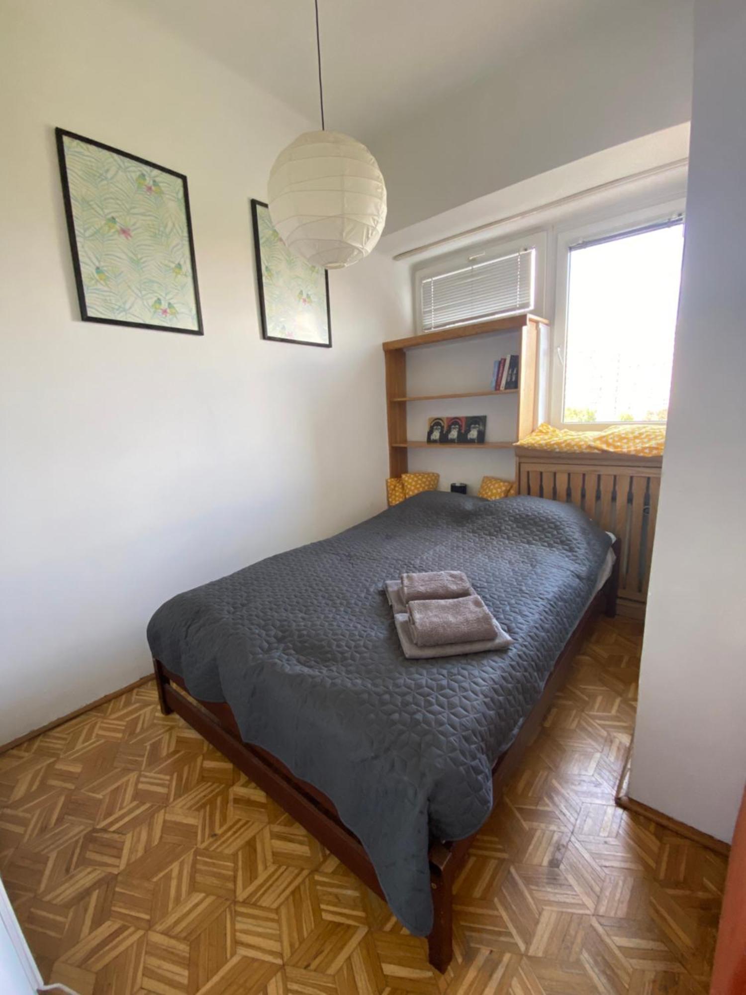 Ohmyhome - Sunny Apartment In City Center Varšava Exteriér fotografie